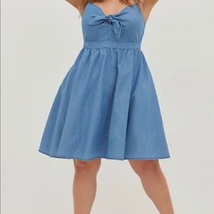 TIE-FRONT SKATER DRESS - CHAMBRAY BLUE